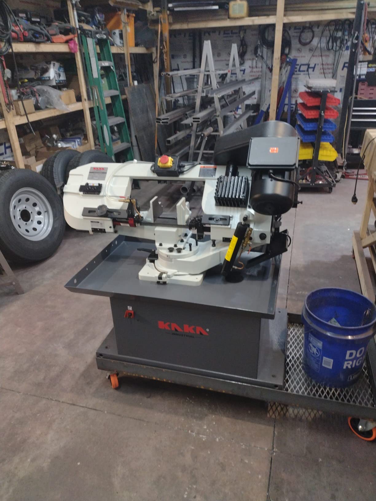KAKA INDUSTRIAL Metal Horizontal Band Saw,7inch x 8.25 inch (178x300mm) Rectangular,Adjustable 45°-90° Bow,1.5HP Metal Band Saw,for Steel, Aluminum, Pipe Cutting in Workshops & Fabrication BS-712R customer photo 1