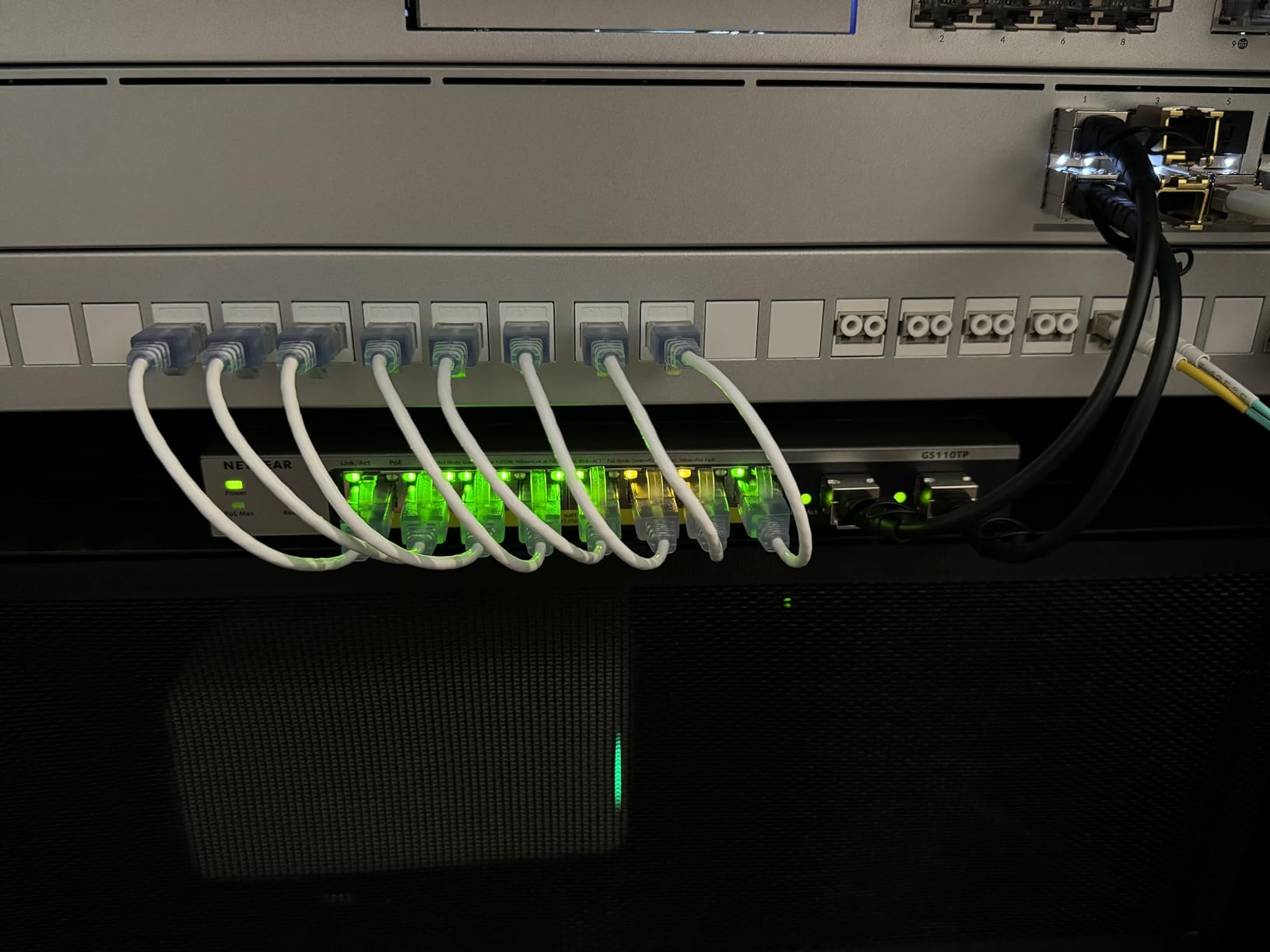NETGEAR 10-Port PoE Gigabit Ethernet Smart Managed Network Switch (GS110TP) | 8 x PoE+ Ports @ 55W, 2 x 1G SFP customer photo 2
