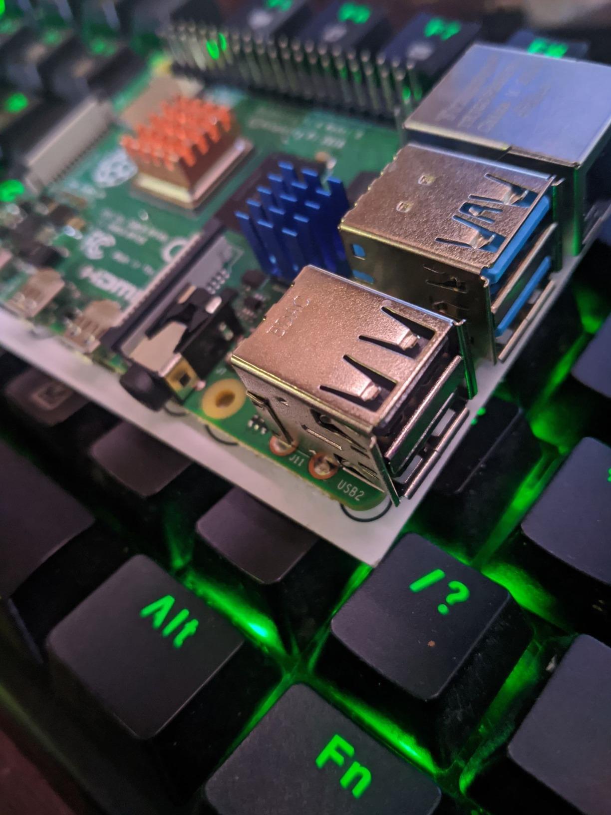 Raspberry SC15184 Pi 4 Model B 2019 Quad Core 64 Bit WiFi Bluetooth (2GB) customer photo 1