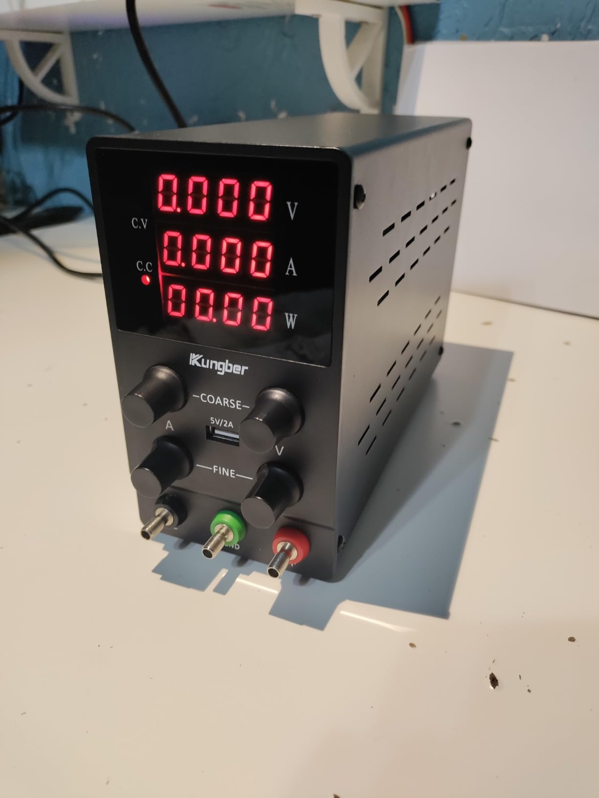 DC Power Supply Variable, 30V 10A Adjustable Switching Regulated DC Bench Power Supply with Intelligent Charging Mode, 18W USB Interface, Precision Encoder Knob (Black) customer photo 2