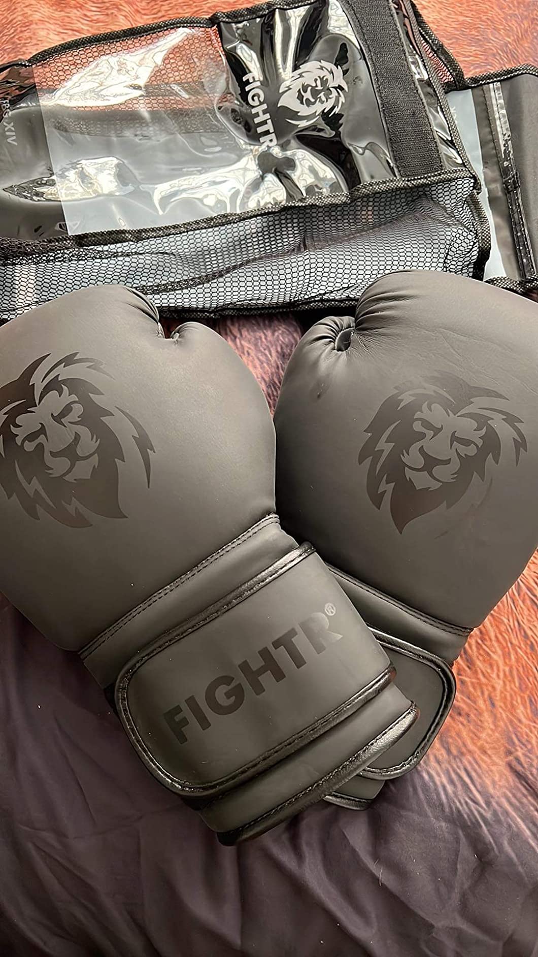 FIGHTR Boxing Gloves - Pro Training Sparring Gloves | Maximum Protection & Stability for Boxing, MMA, Muay Thai, Kickboxing & Punching Bag Men Women Focus Mitts customer photo 2
