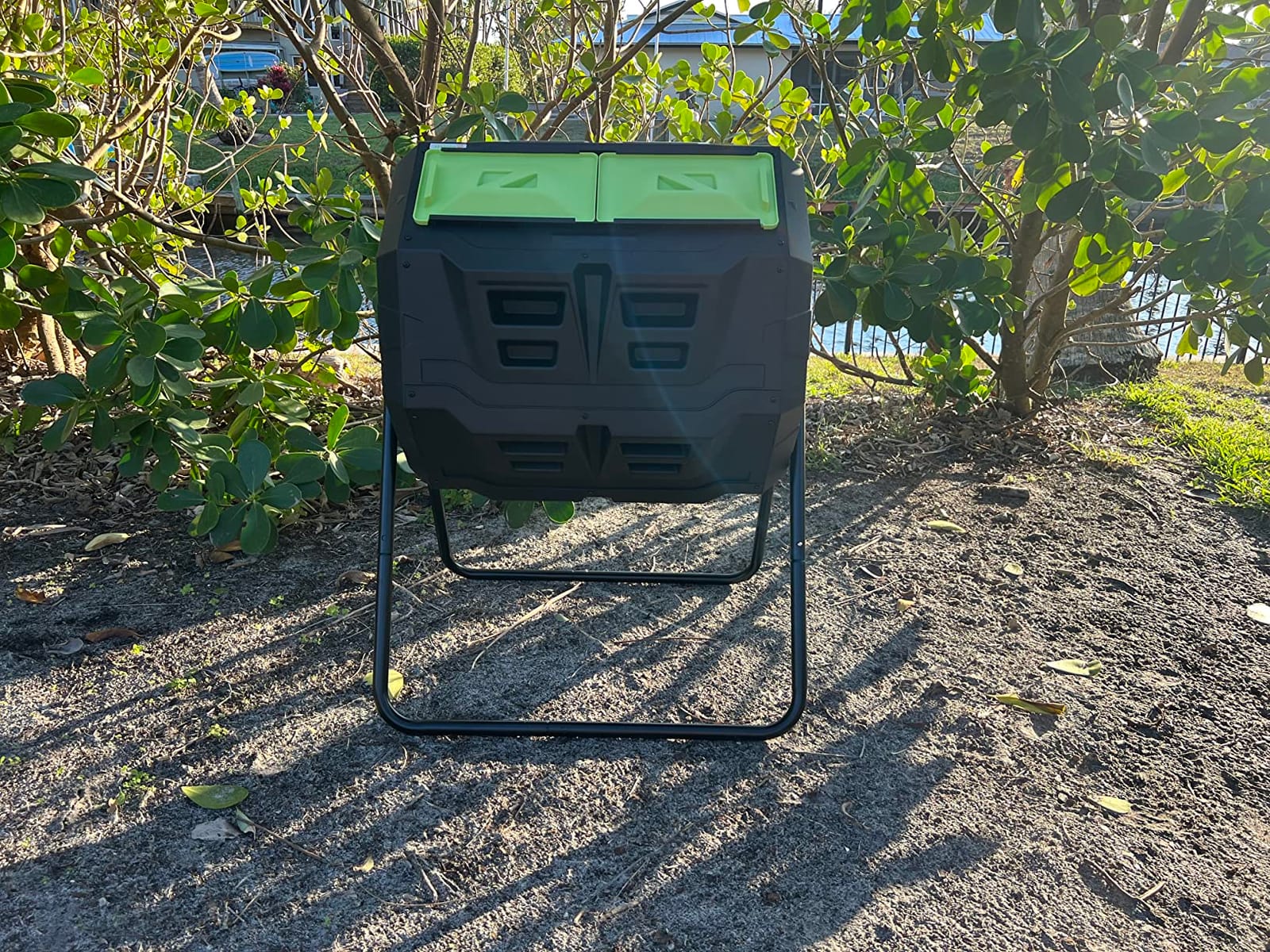 SQUEEZE master Large Compost Tumbler Bin - Outdoor Garden Rotating with Thermometer - Automatic Temperature Measurement - Sturdy Steel Frame - 43Gallon (2-21.5Gal)- Green Door customer photo 2