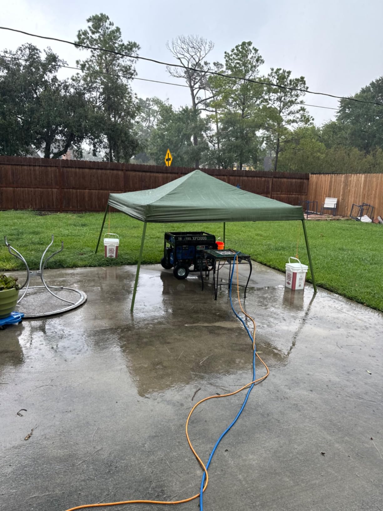 DuroMax XP13000HXT 13,000-Watt 500cc Tri Fuel Gas Propane Natural Gas Portable Generator with CO Alert customer photo 2