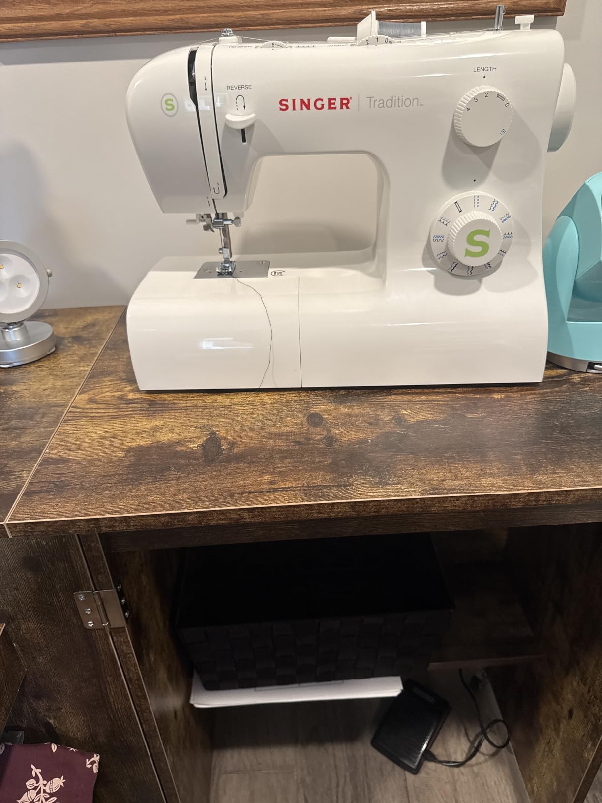 VIVOHOME Folding Sewing Table for Sewing Machine, Sewing Desk with Storage | Rolling Sewing Craft Table with Storage Shelves, Trays, Wheels, Foldable Sewing Cabinet for Small Spaces, Rustic Brown customer photo 1