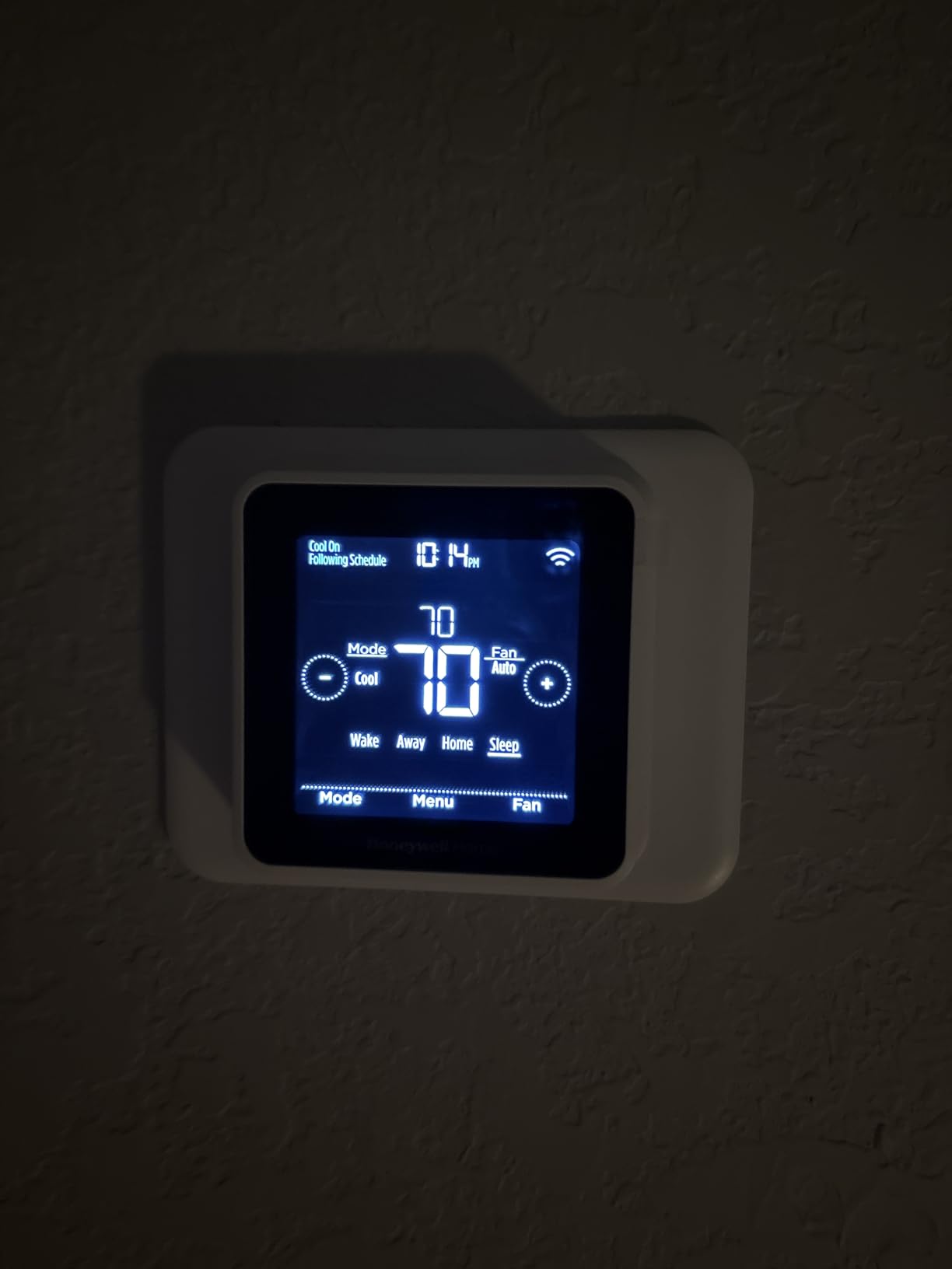 Honeywell Home T5 Smart Wi-Fi Thermostat | RTH8800WF2022, 7 Day-Programmable Touchscreen, Alexa Ready, Geofencing Technology, Energy Star, C-Wire Required customer photo 2