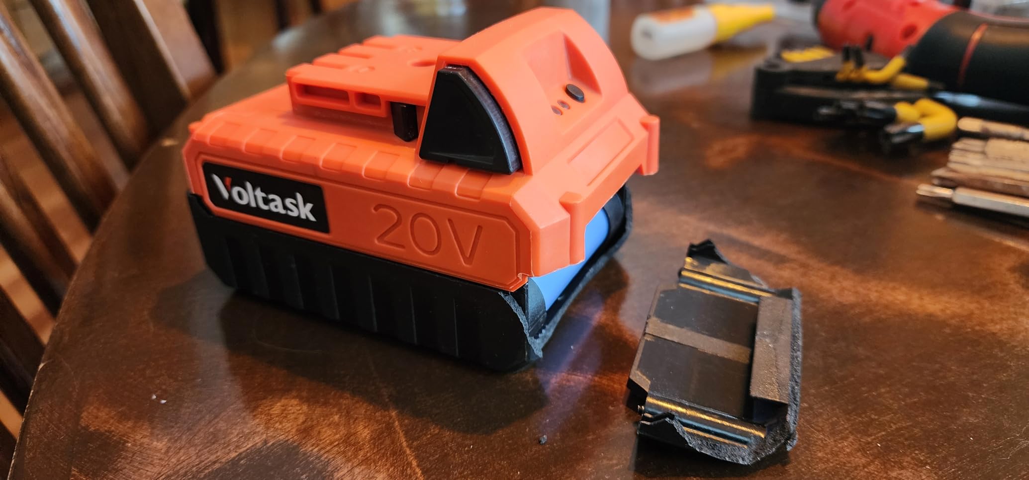 VOLTASK Cordless Snow Shovel, 24V | 13-Inch | 4-Ah Cordless Snow Blower, Battery Snow Blower with Directional Plate & Adjustable Front Handle (4-Ah Battery & Quick Charger Included) customer photo 1