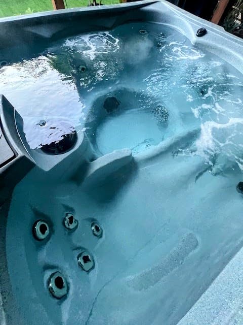 Bio Ouster 3-in-1 Weekly Hot Tub Chemicals & Spa Chemicals - Cleaner Clarifier Conditioner for Inflatable & Acrylic Spas - Chlorine Bromine Saltwater - Pre-Measured, No Draining, Made in USA (4 Week) customer photo 2
