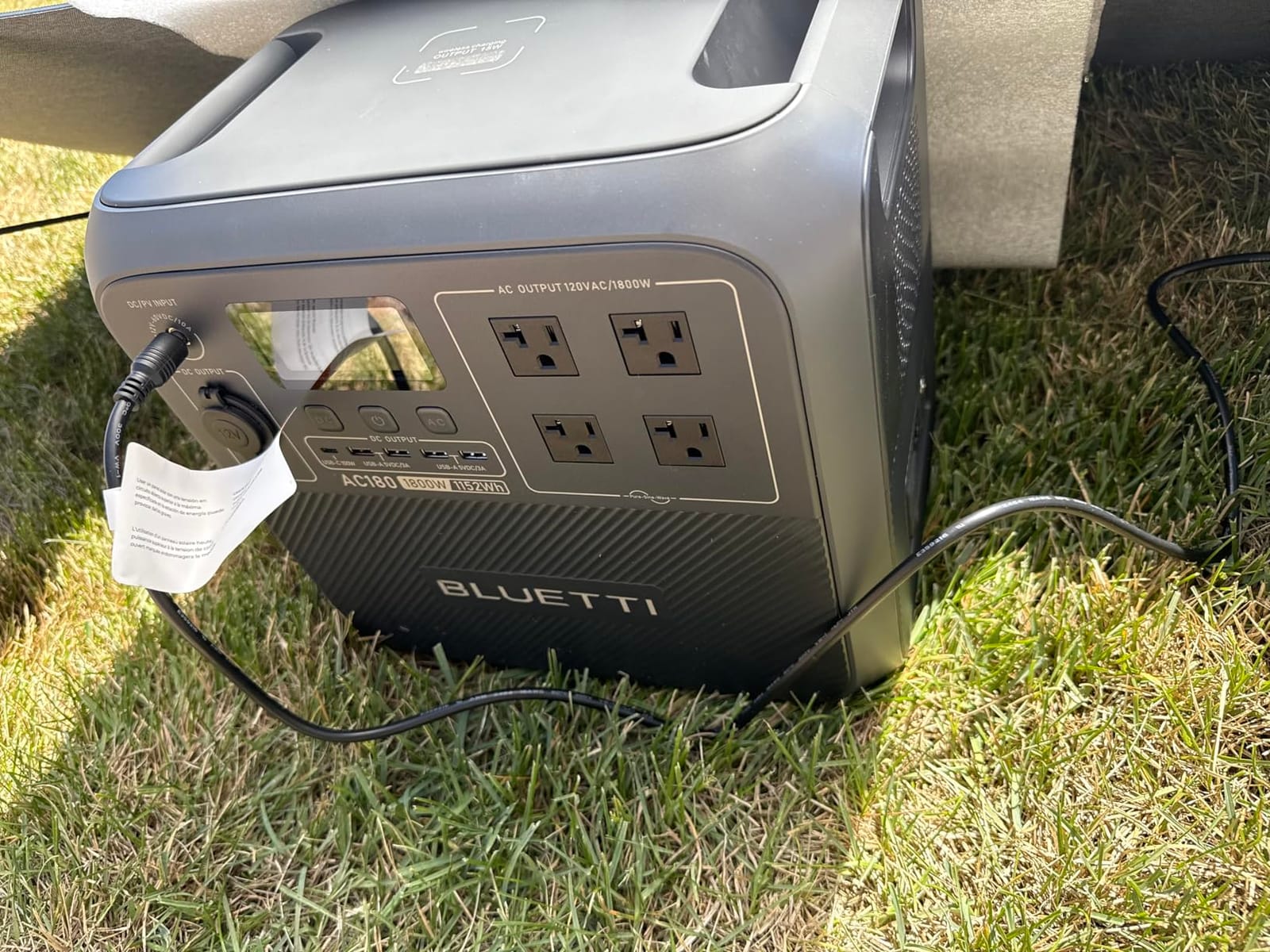 BLUETTI AC180 Solar Generator with 200W Solar Panel Included, 1152Wh 1800W | LFP Battery w/ 4 1800W (2700W Peak) AC Outlets, 0-80% in 45Min, Portable Power Station for Camping, Off-grid, Power Outage customer photo 2