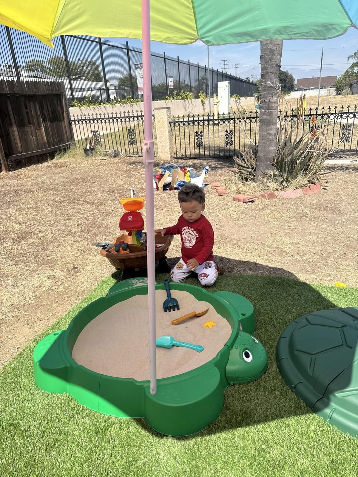 Little Tikes Turtle Sandbox, for Boys and Girls Ages 1-6 Years customer photo 2