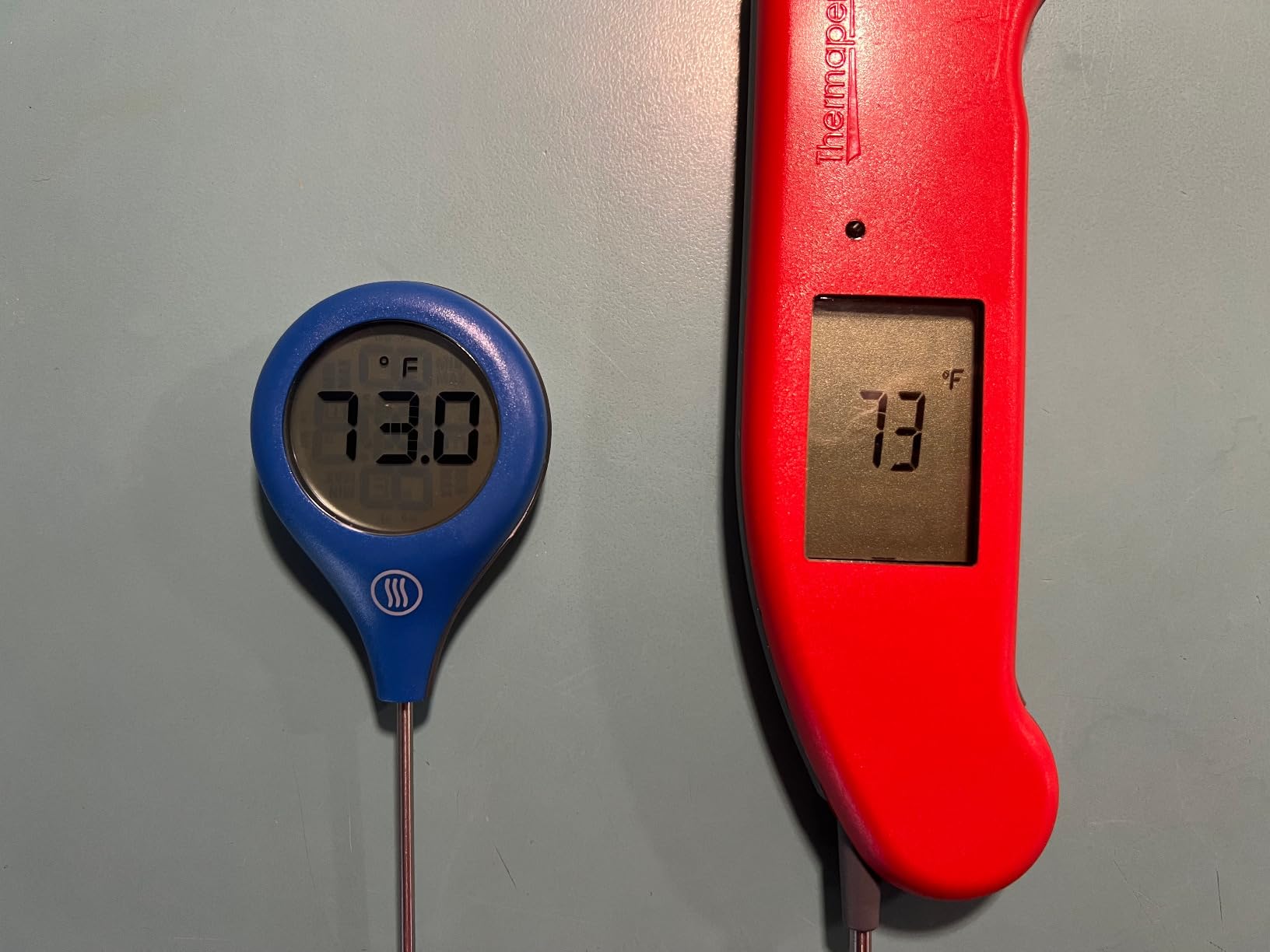 ThermoWorks ThermoPop 2 Instant Read Thermometer - Cayenne Pepper Red customer photo 1