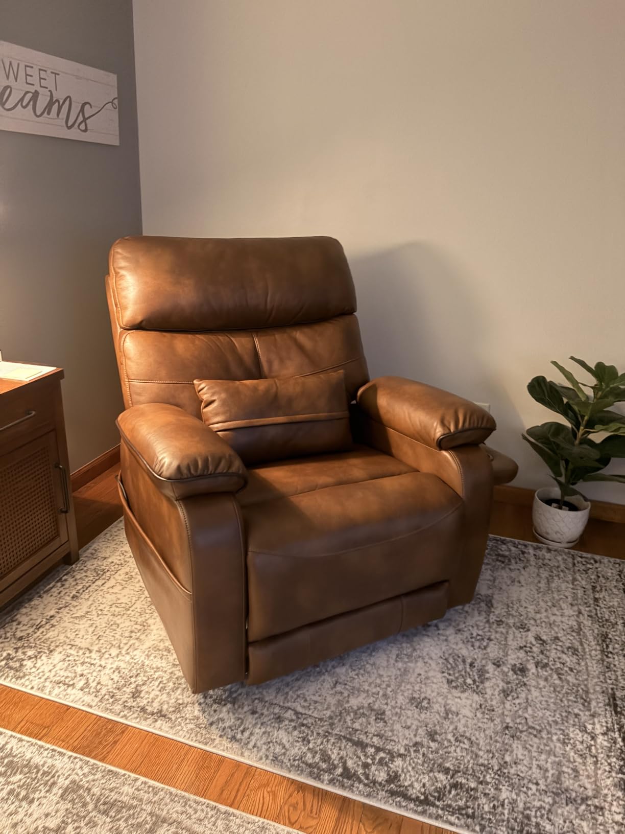 Dual Motor Power Lift Recliner Chair for Adult & Elderly, Leather, Beige | Infinite Position Lay Flat Lift Chair with Heat & Massage, Cup Holder, Lumbar Pillow, Wireless Charger, USB Ports, Leather customer photo 1