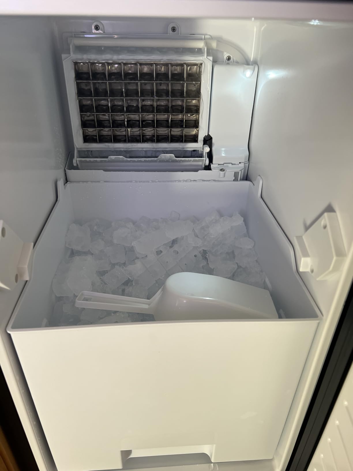 ICYGLEE Commercial Under Counter Ice Maker with Drain Pump, 100Lbs Daily | 24lbs Bin, Self-Cleaning, 24H Timer, Built-in/Freestanding Steel Commercial Ice Machine for Bar/Cafe/Restaurant/Home customer photo 1
