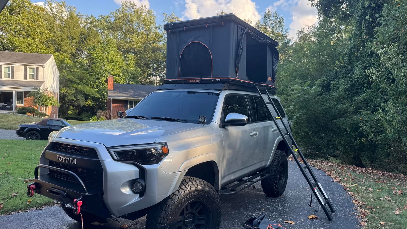 Aluminum Rooftop Tent Hard Shell, Pop Up Roof Tent Hardshell | 2-layer mat, LED light strip, 2 Person Car Roof Top Tent Camping for Jeep Truck SUV Trailer customer photo 2