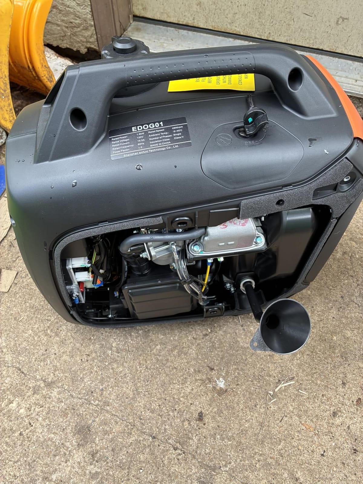Oxseryn 2800-Watts Portable Inverter Generator, Gas Generators for Home Use, Camping, Super Quiet Emergency Home Backup, with Fuel Shut Off, 1.1Gal Fuel Tank, 39Lbs, EPA Compliant customer photo 2
