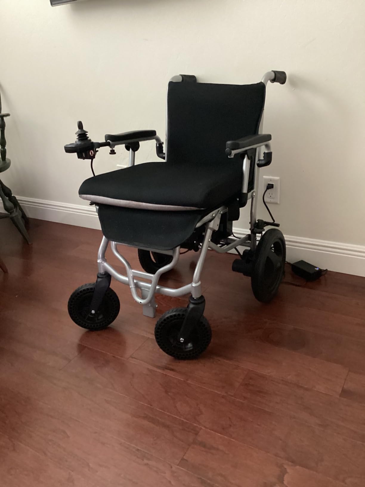 Rubicon DX04 World's Lightest 30 lbs Foldable Electric Wheelchair - Portable Travel Power Chair - Airline Approved - Compact Lightweight Mobility Chair for Adults - 10 Mile Range customer photo 1