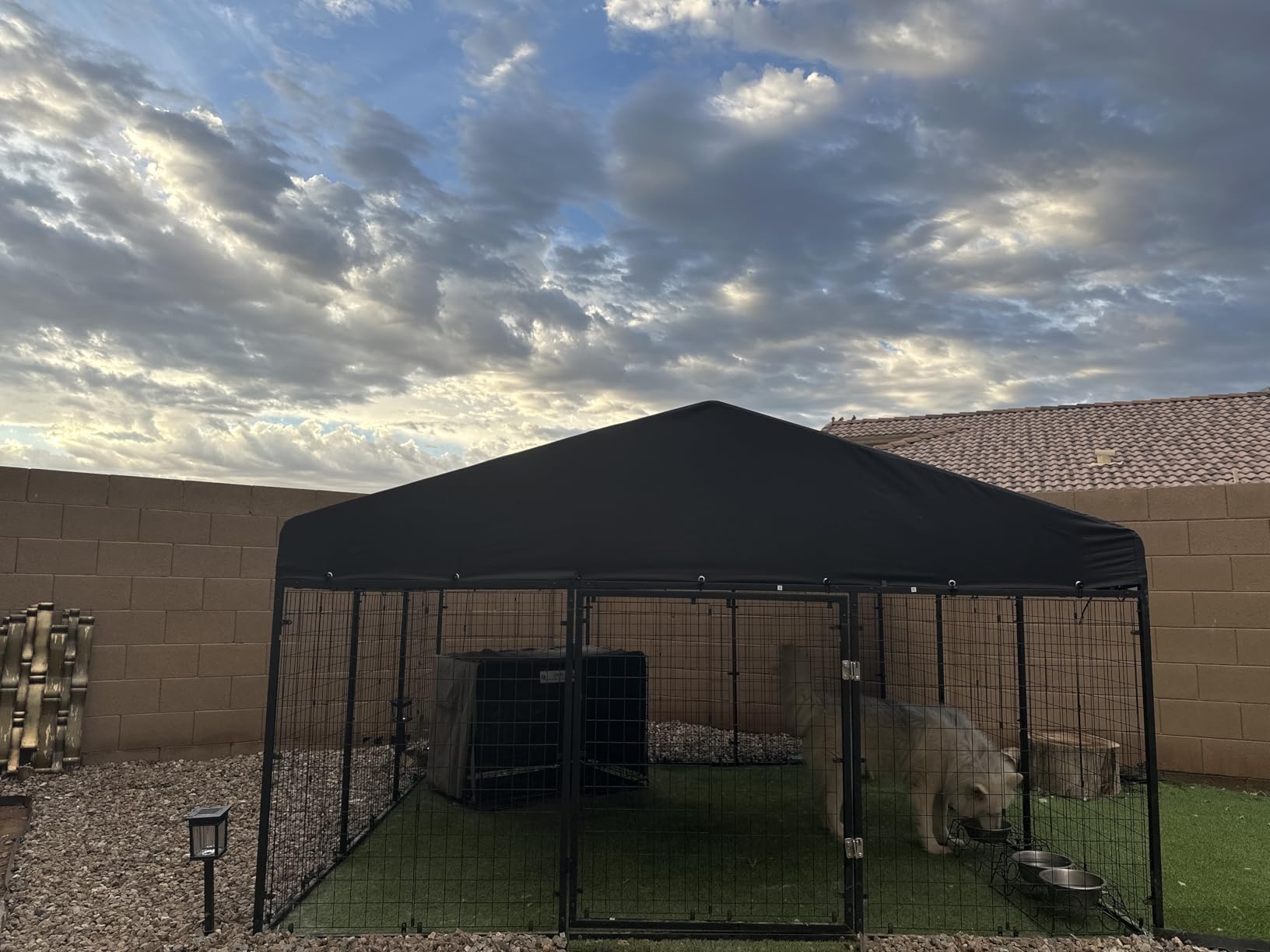 Petony Large Outdoor Dog Enclosure, Heavy Duty Dog Kennel with Roof, Galvanized Steel Dog Cage Fence with Double Safety Locks (6.56'x 6.56') customer photo 2