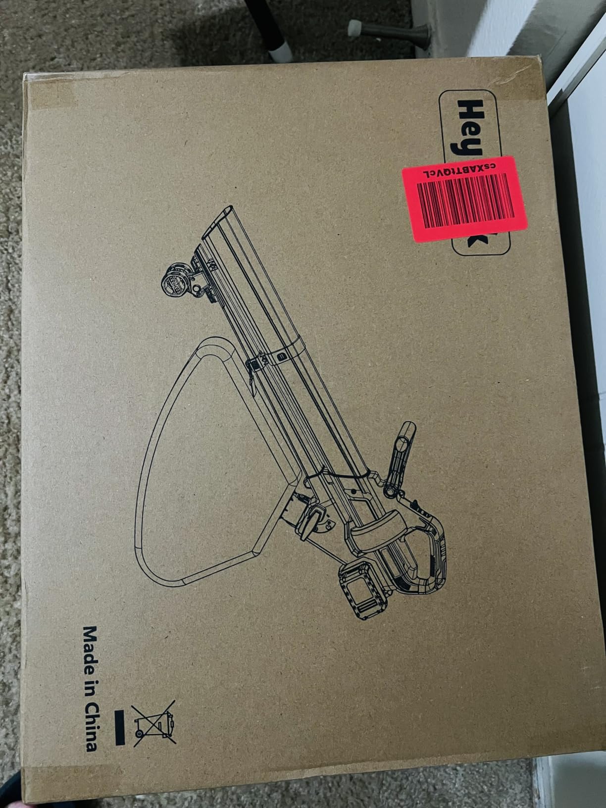 40V Yard Blower Vacuum, 6-Speed Leaf Mulcher | Adjustable speed control, 520 CFM airflow, and 40L bag help manage leaves on lawns, patios, and garden paths. customer photo 1