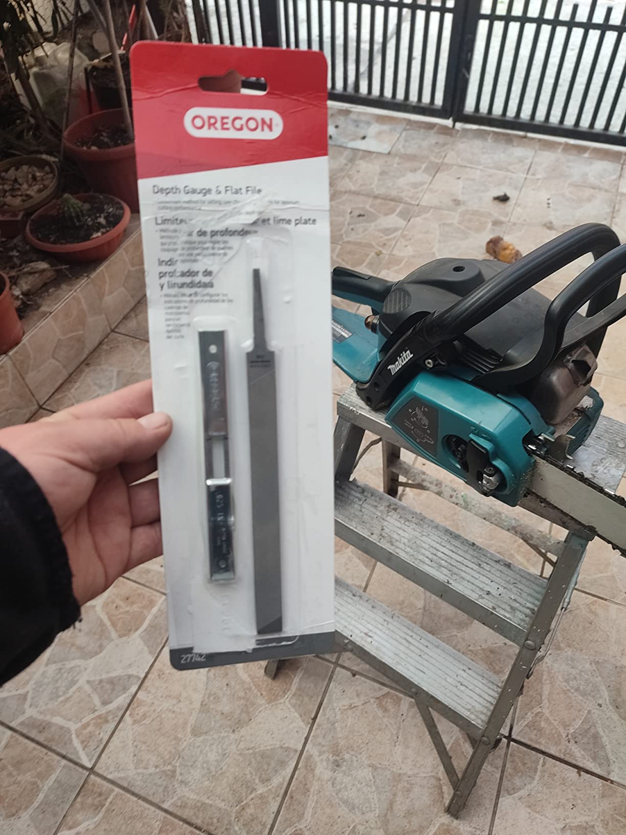Oregon Chainsaw Chain Depth Gauge Tool with Flat File customer photo 1