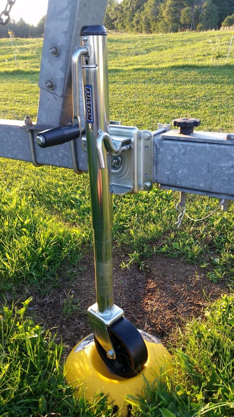 Camco Heavy Duty Wheel Dock with Rope Handle - Helps Prevent Trailer Wheel from Sinking Into Dirt or Mud, Easy to Store and Transport (44632) customer photo 2