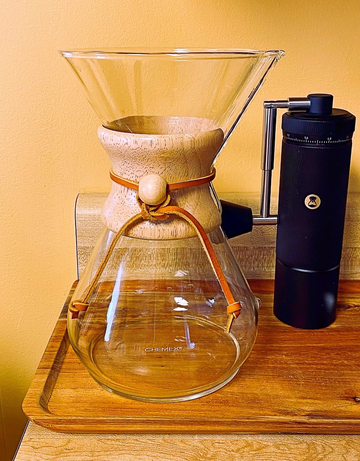 Chemex Pour-Over Glass Coffeemaker - Classic Series - 8-Cup - Exclusive Packaging customer photo 1