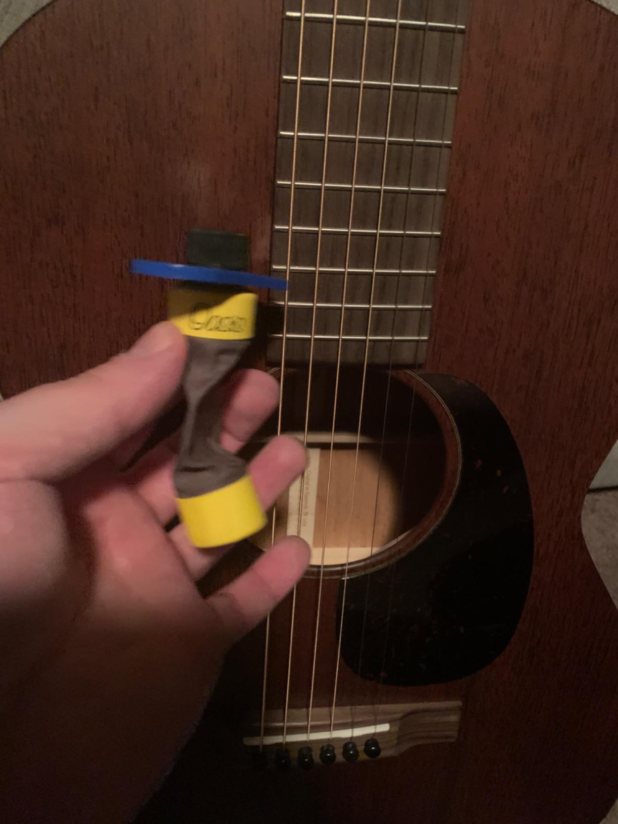 Oasis Guitar Humidifier OH-1 - For Soundhole customer photo 1