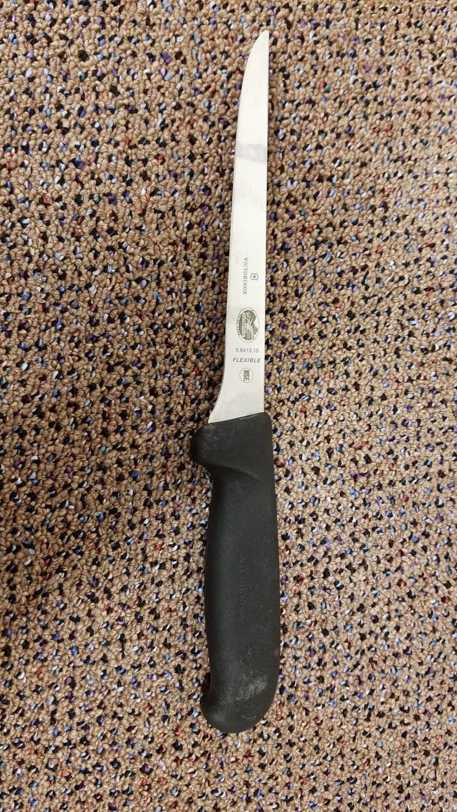 Victorinox Fibrox 6 Inch Flexible Boning Knife, Straight Blade, Black customer photo 2