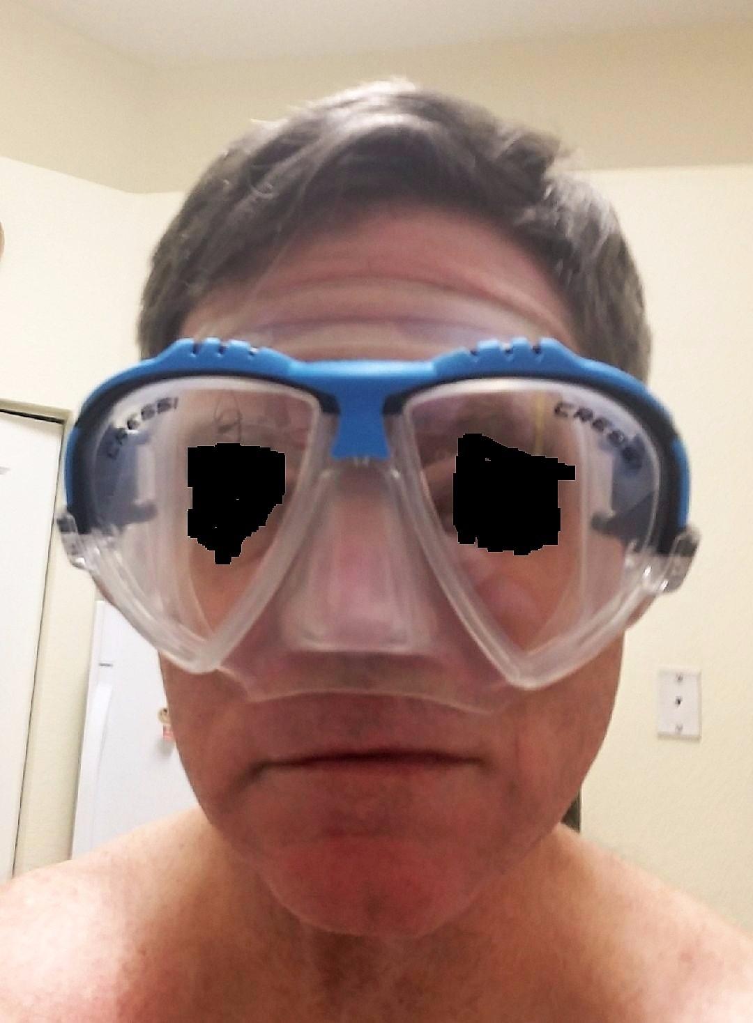 Cressi Matrix Adult Wide View Scuba and Snorkel Mask - Matrix: Made in Italy customer photo 1