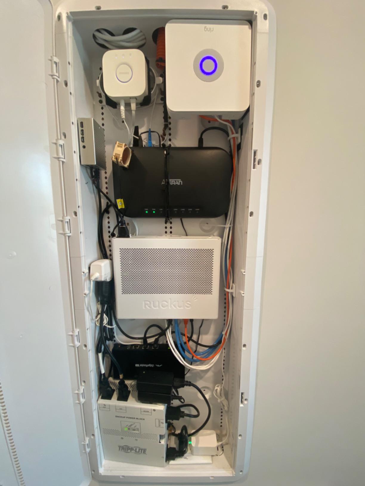Legrand - On-Q 42-Inch Structured Wiring Enclosure with Screw-On Cover - in-Wall 20-Gauge Media Box with 2.5