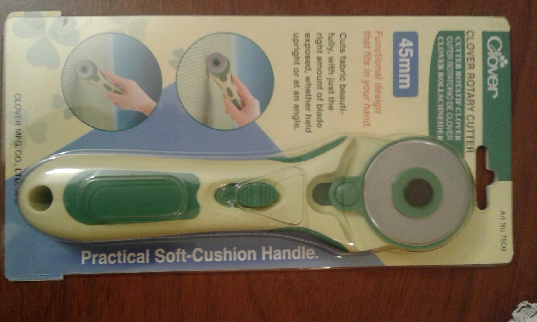 Clover 7500 45mm Rotary Cutter , Green customer photo 2