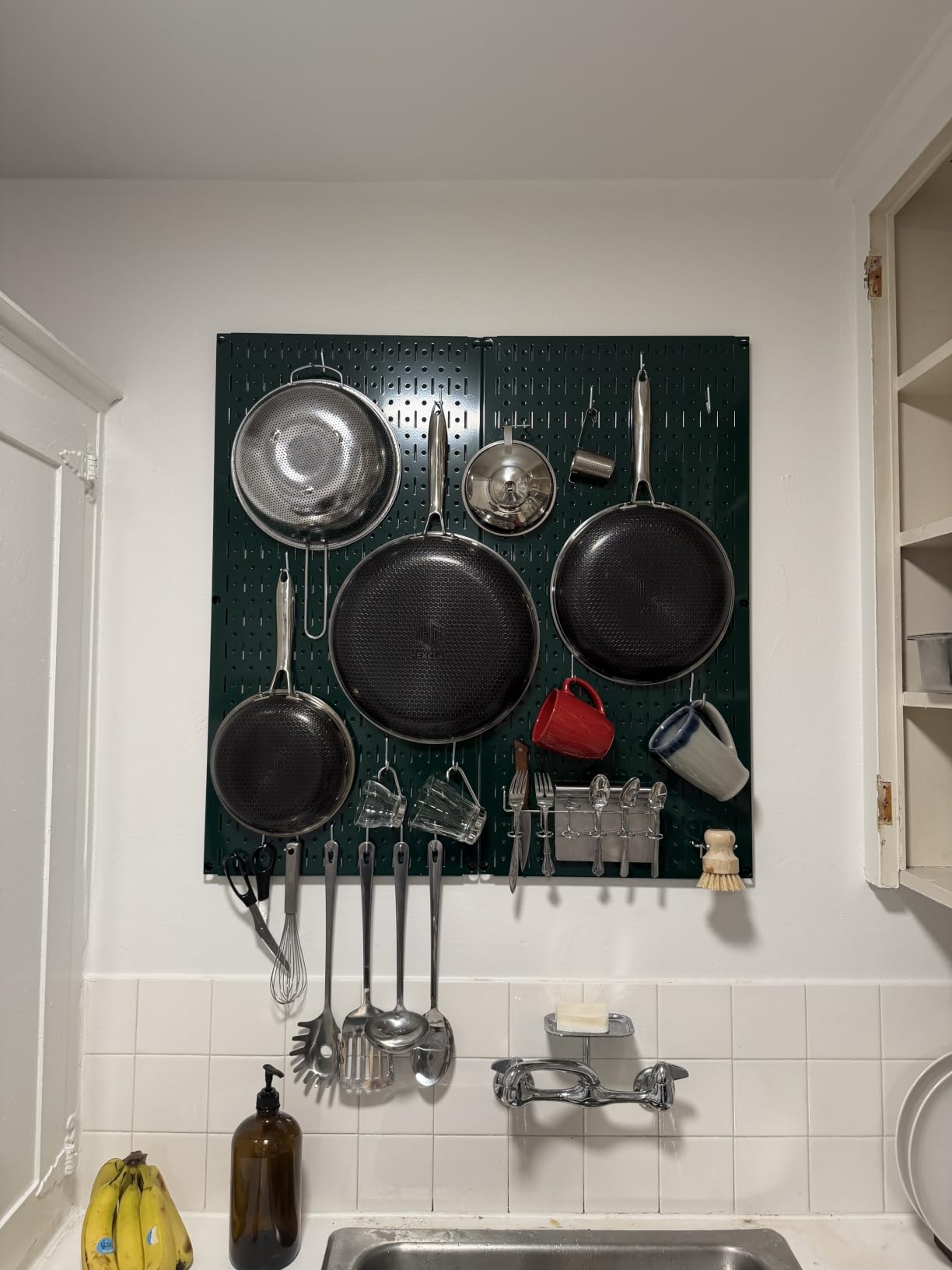Wall Control 30-P-3232GV Galvanized Steel Pegboard Pack customer photo 2