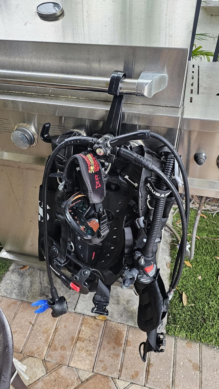 XS Scuba Travel BC Hanger customer photo 1