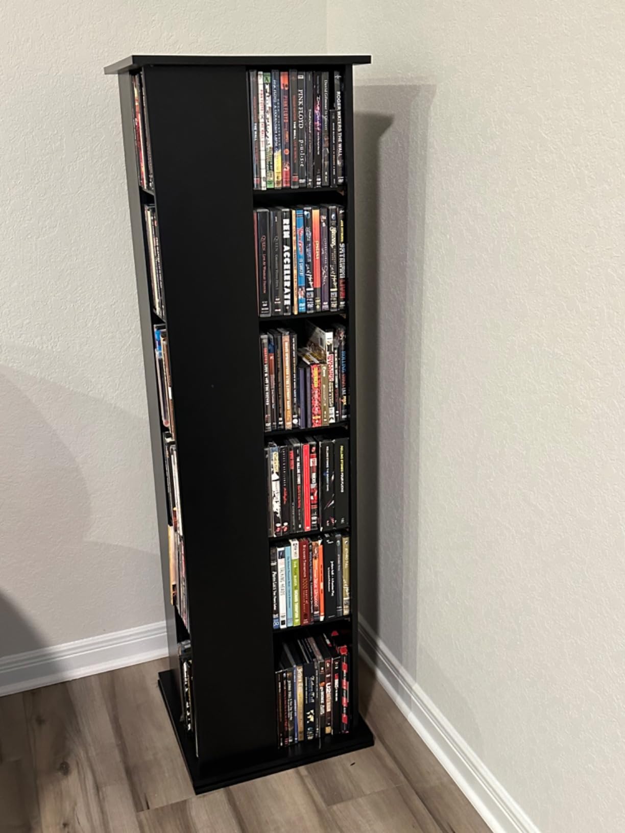 Venture Horizon Revolving Media Tower 600 Black customer photo 1