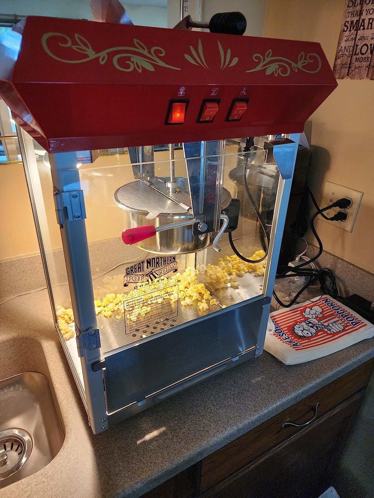 Great Northern Popcorn Company 6100 8 ounce Foundation Red Antique Style Popcorn Popper Machine, Red Floral, Counter-top Popper Machine customer photo 1