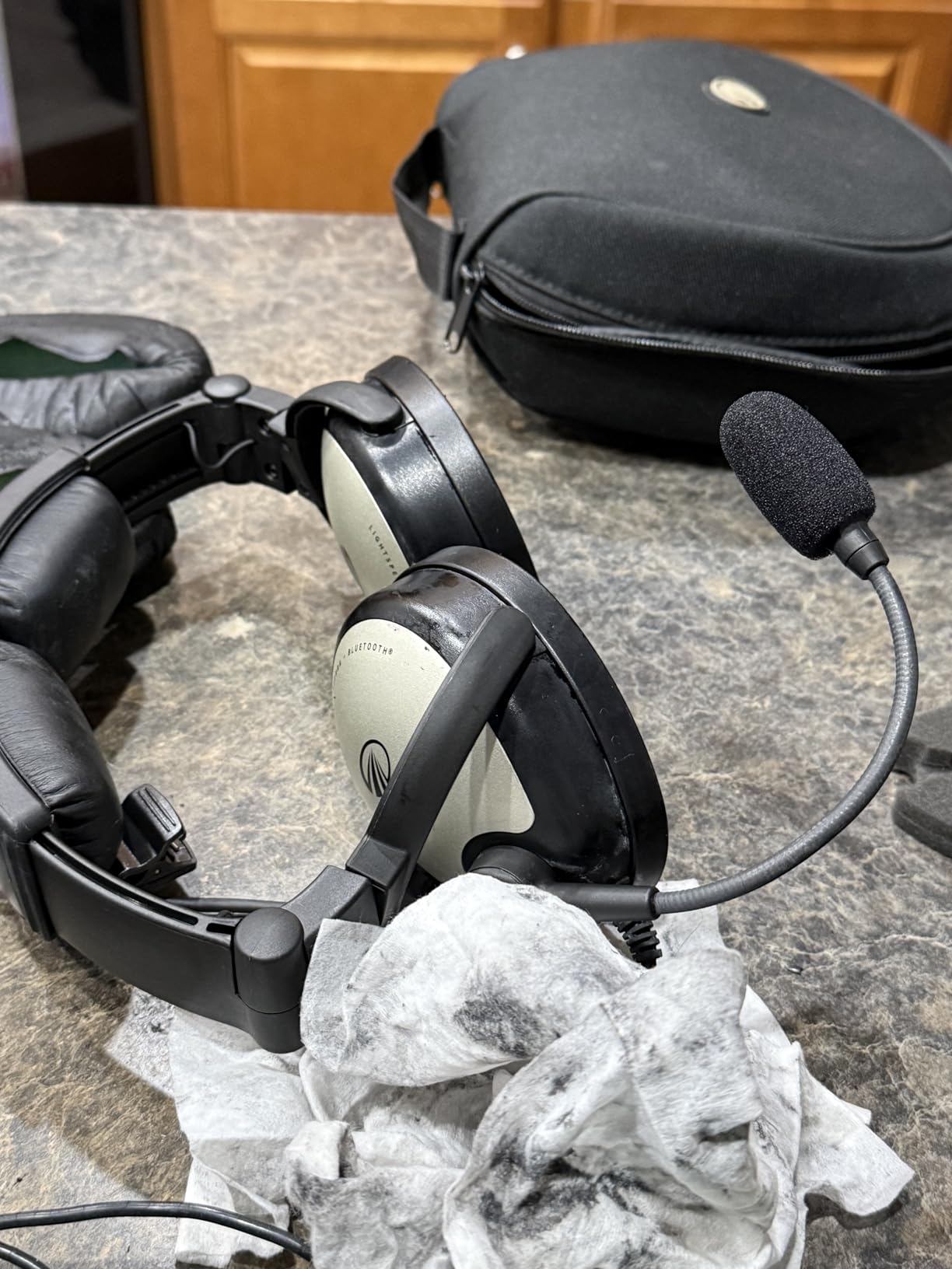 Lightspeed Aviation Sierra ANR Aviation Headset - Premium ANR Pilot Headset - Maximum Noise Canceling & Bluetooth Technology for Exceptional Communication customer photo 2