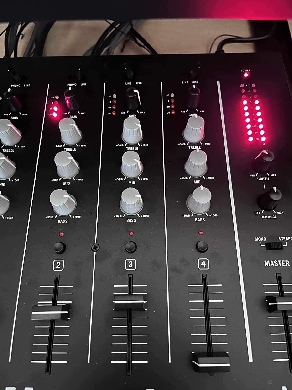 Numark M6 USB 4-Channel DJ Mixer customer photo 1