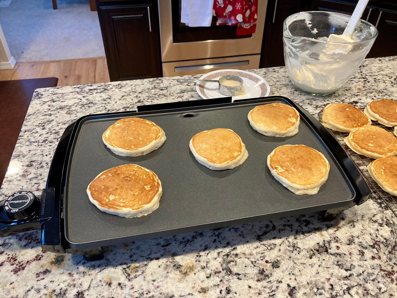 Presto 07047 16-Inch Cool Touch Electric Griddle customer photo 1