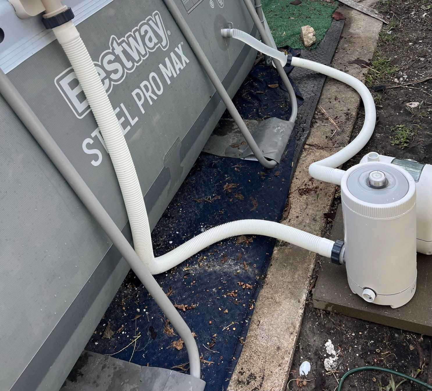 Intex C2500 Krystal Clear Cartridge Filter Pump for Above Ground Pools: 2500 GPH Pump Flow Rate – Improved Circulation and Filtration – Easy Installation – Improved Water Clarity – Easy-to-Clean customer photo 1