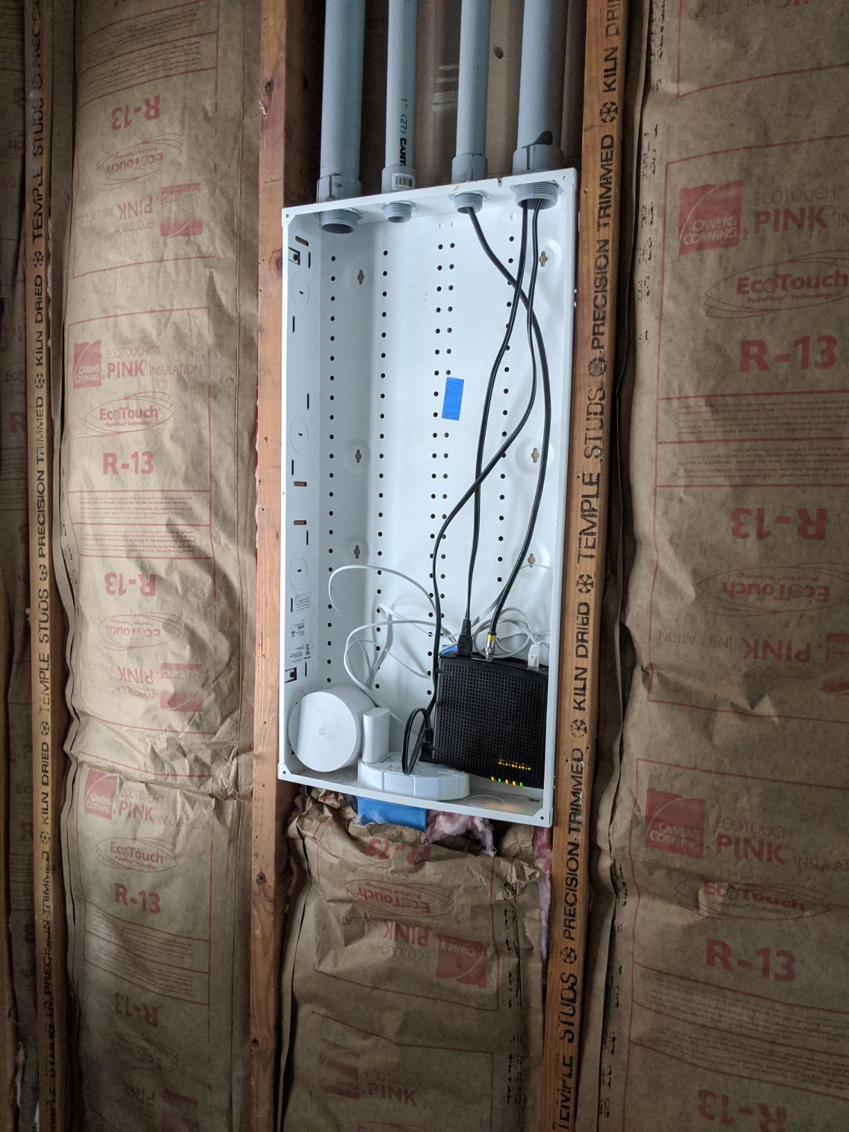 Leviton 21