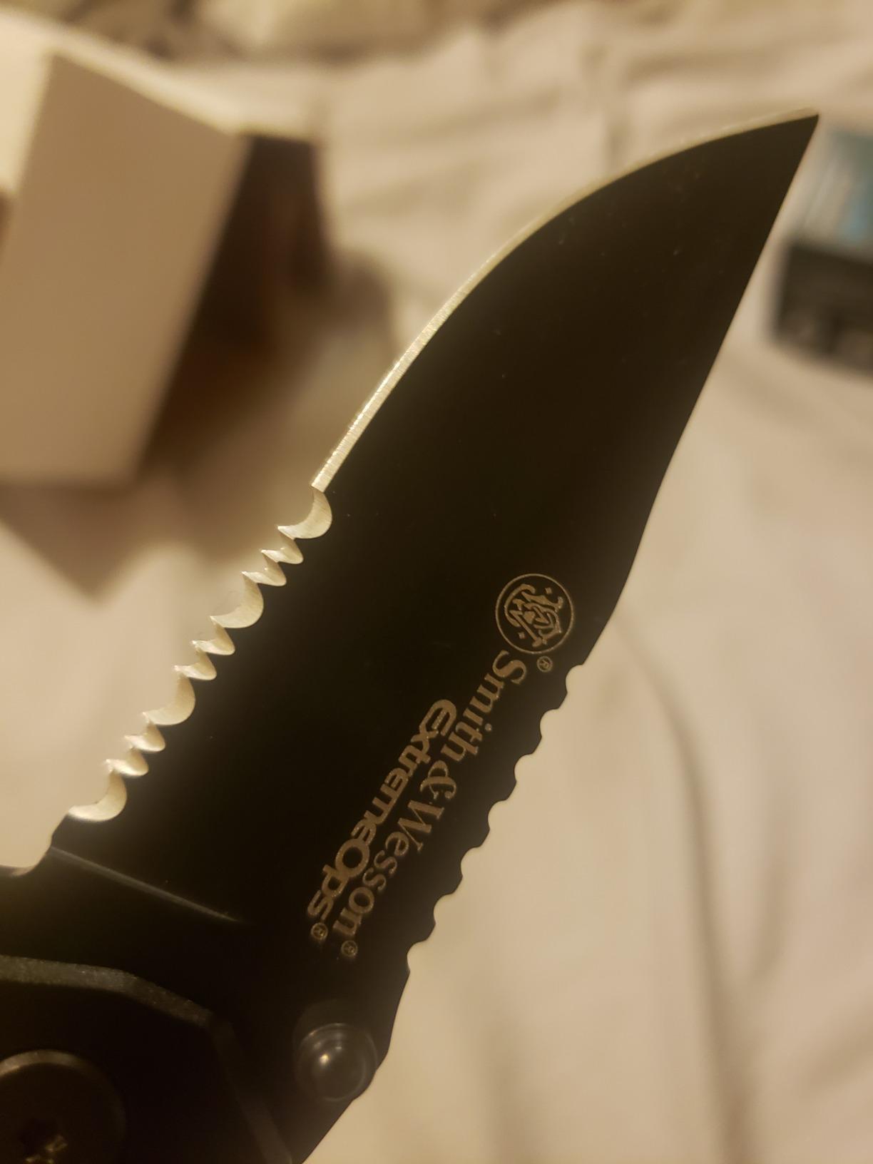 Smith & Wesson Accessories Extreme Ops SWA24S 7.1in S.S. Folding Knife with 3.1in Serrated Clip Point Blade and Aluminum Handle for Outdoor customer photo 2