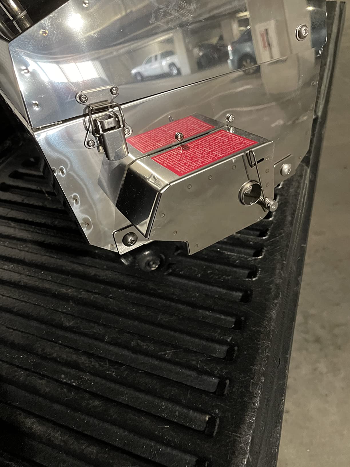 Camco Kuuma Stow N Go 125 Stainless Steel Gas Grill with Latch, Handle, and Pedestal Mount for Patio, Lawn, and Garden, Silver customer photo 2