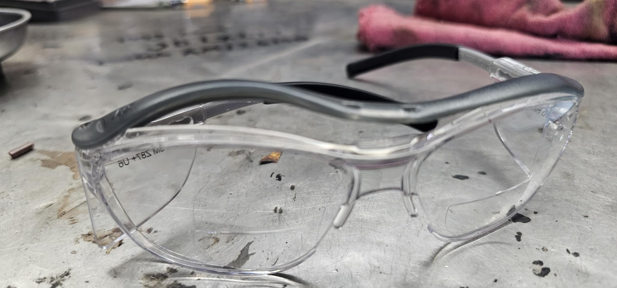 3M Safety Glasses, Nuvo Readers, +2.0 Diopter, Clear Lens, Gray Frame customer photo 1