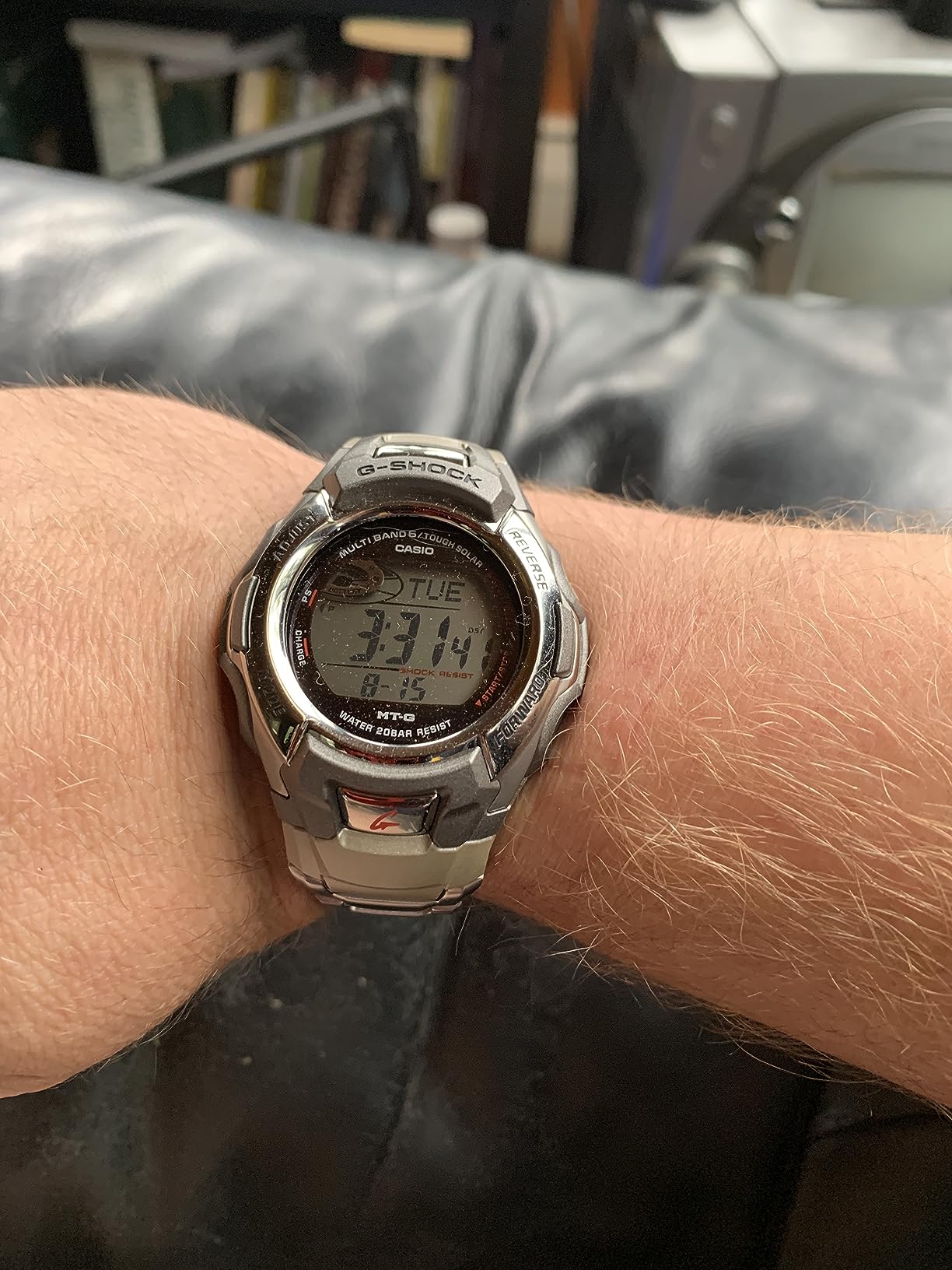 Casio Men's G-Shock MTGM900DA-8CR Tough Solar Atomic Stainless Steel Sport Watch customer photo 2