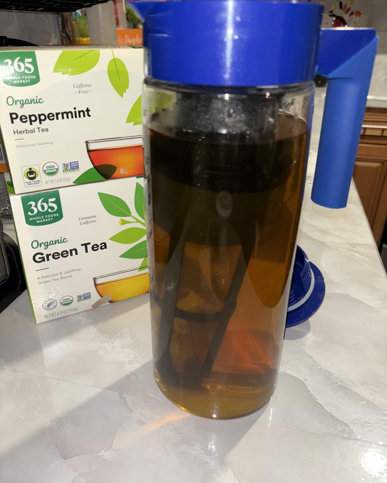 Takeya Flash Chill Iced Tea Maker - Versatile Tea Brewer for Loose/Bagged Tea - Patented Flash Chill Tech Hot/Cold Use BPA-Free Tritan Dishwasher Safe - Airtight Lid Made in USA - 2 Quart/Blueberry customer photo 1
