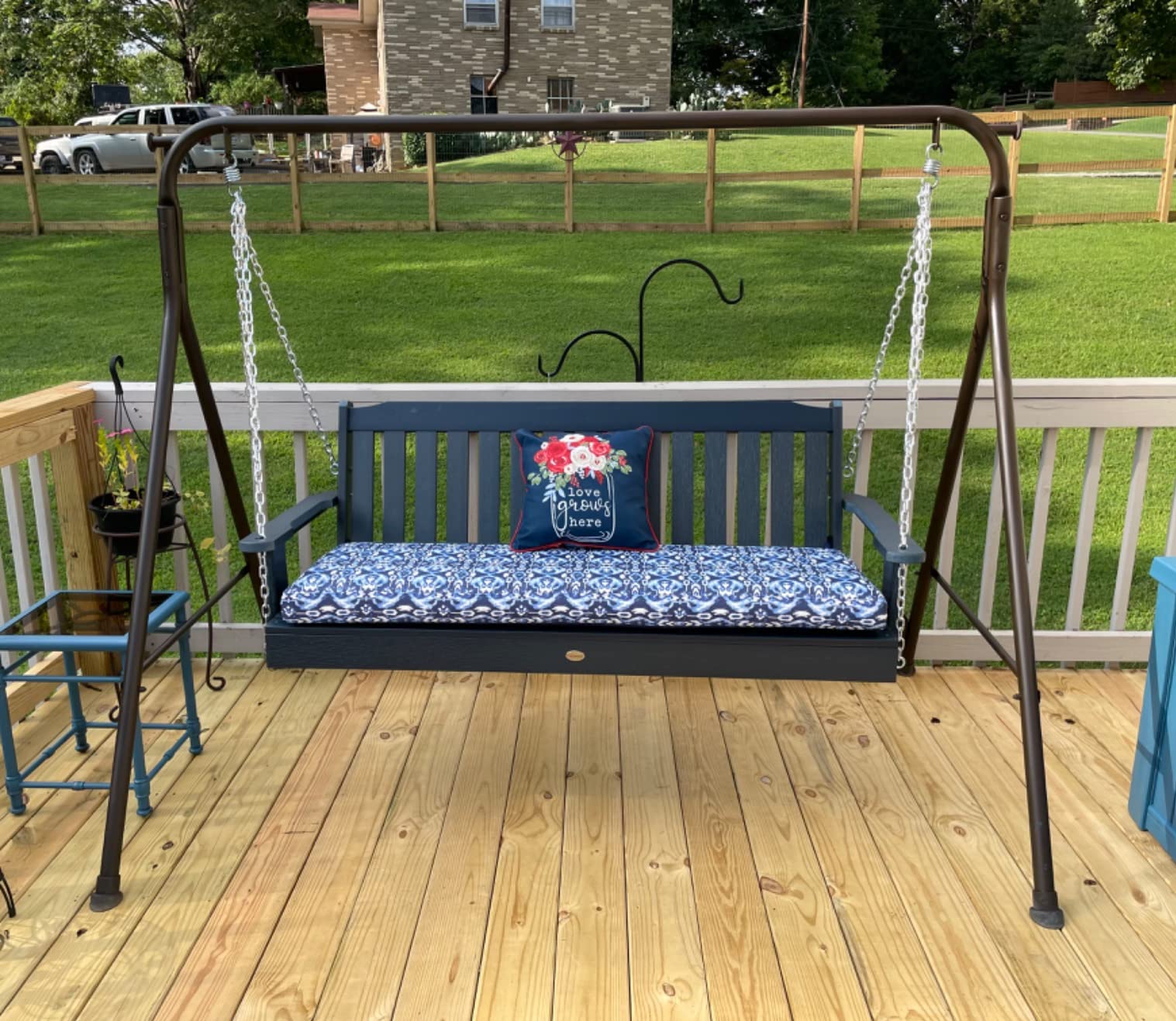 Highwood AD-PORL1-ACE Lehigh Porch Swing, 5 Feet, Weathered Acorn customer photo 2