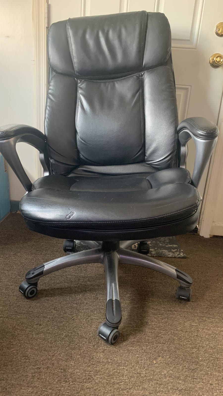 Serta Ergonomic Big and Tall Executive Office Chair Lumbar Support, Leather customer photo 2
