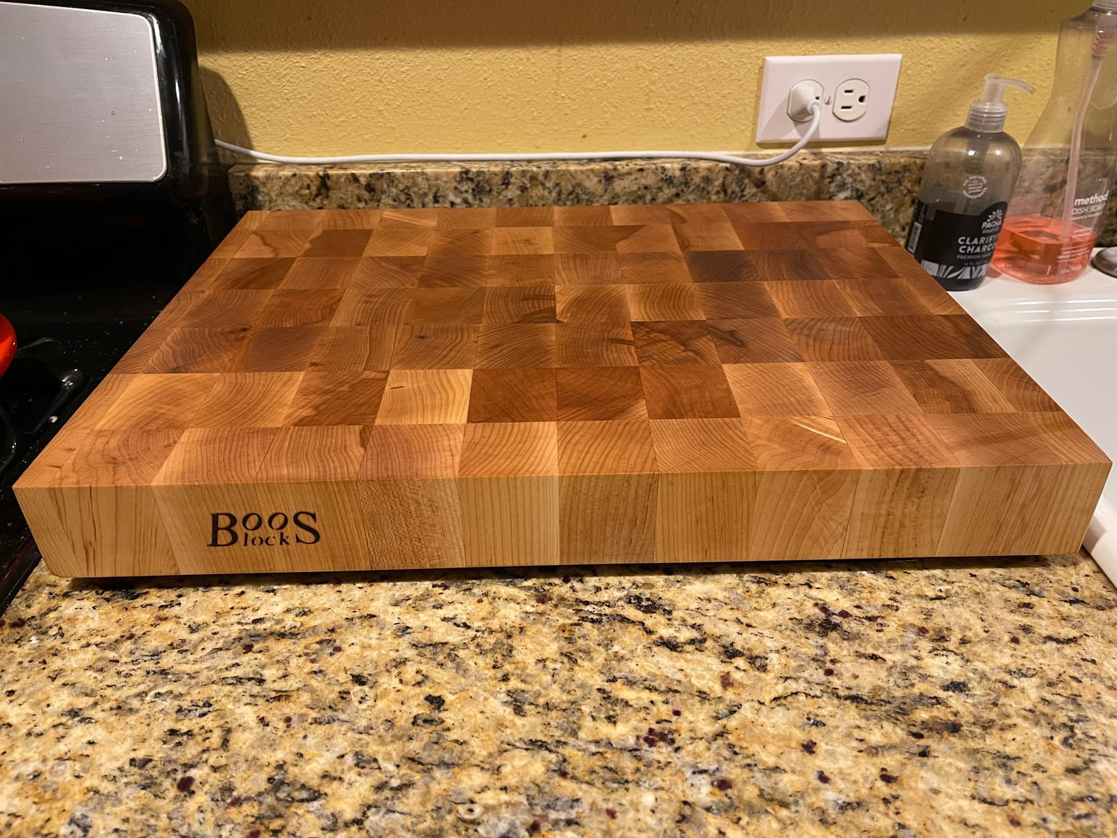 John Boos CCB Series Rectangular Wooden Maple Cutting Board 20”x15” customer photo 1