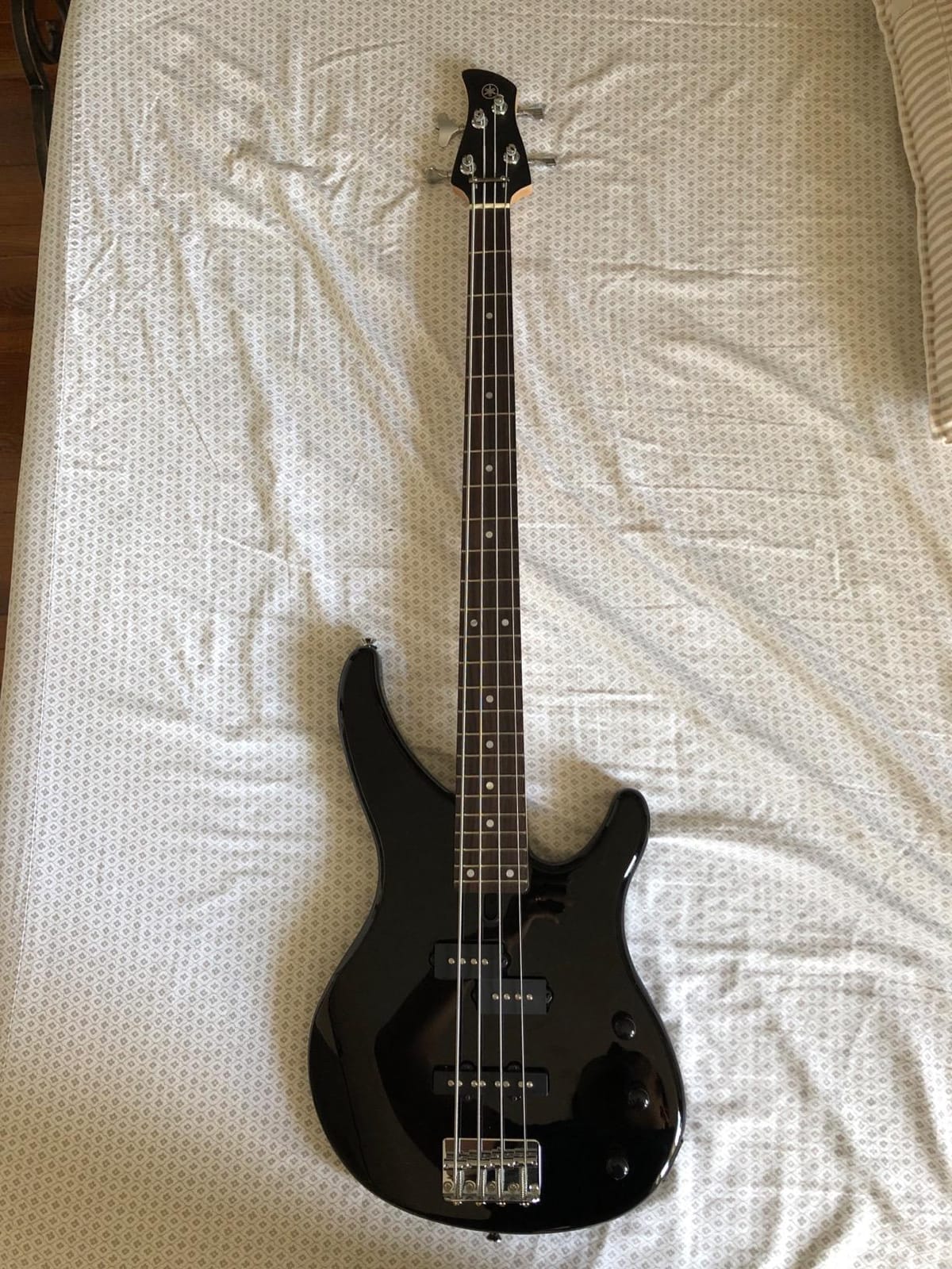 Yamaha TRBX174 DBM Agathis Body, Electric Bass Guitar, 4-String, Dark Blue Metallic customer photo 2
