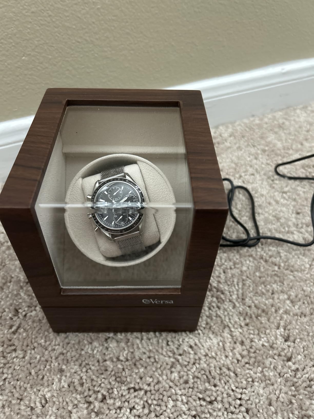 Single Watch Winder by Versa - Elite Automatic Watch Winder - Quiet Japanese Motor - 12 Settings - Compatible with Rolex's, Cartier, Omega, and More customer photo 2
