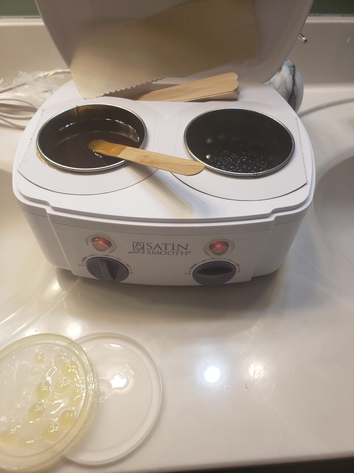 Satin Smooth Double Wax Warmer – Dual Pot Wax Heater for Hair Removal & Waxing Treatments, Salon & At Home Use customer photo 2
