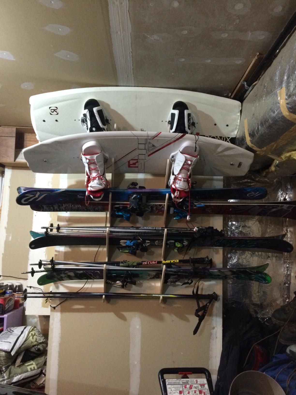 Pro Board Racks THE LIFTY Snowboard Wall Rack (Holds 5) customer photo 1